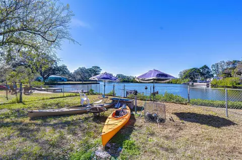 7051 Morningstar Ln, New Port Richey, FL 34652