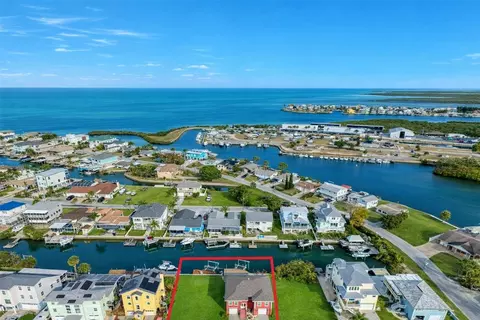 6531 Louise Ct, Hudson, FL 34667