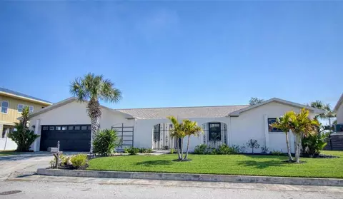 13804 Plumosa Ave, Hudson, FL 34667