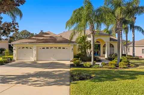13235 Legends Trl, Dade City, FL 33525