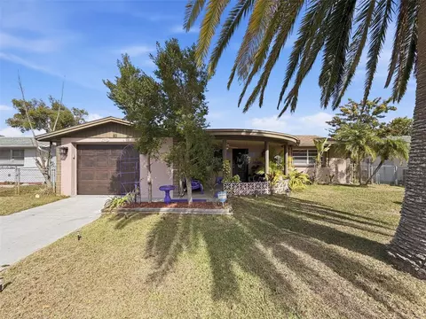 3529 Garfield Dr, Holiday, FL 34691