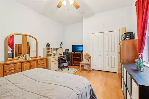 Bedroom - 30342 Vitex Ave, Eustis, FL 32736 photo 6 of 8