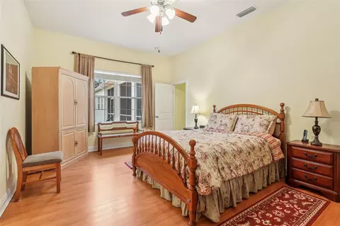 Bedroom - 30342 Vitex Ave, Eustis, FL 32736 photo 3 of 8