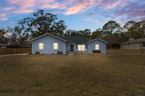 10041 Kimbrough Dr, Brooksville, FL 34601