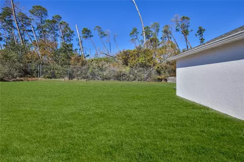 Exterior - 5437 Freeport Dr, Spring Hill, FL 34606 photo 5 of 10