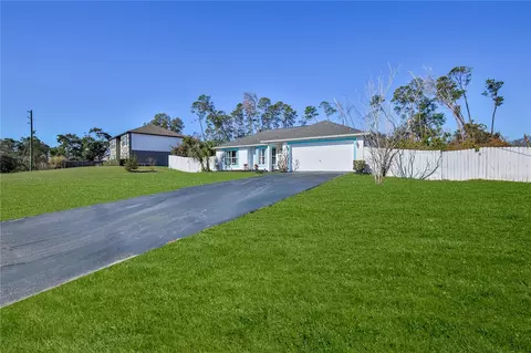 Exterior - 5437 Freeport Dr, Spring Hill, FL 34606 photo 9 of 10