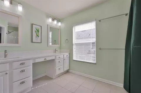 Bath - 4611 Barnstead Dr, Riverview, FL 33578 photo 1 of 5