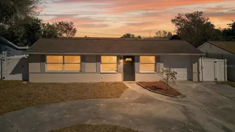 8634 Velvet Dr, Port Richey, FL 34668