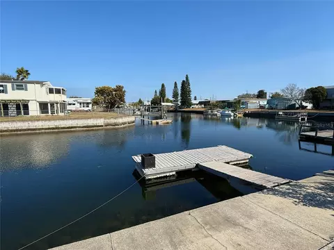 6411 Tower Dr, Hudson, FL 34667