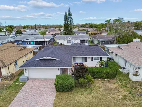 7025 Sonata Dr, Port Richey, FL 34668