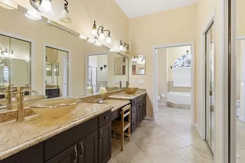 Bath - 14353 Bronte Ct, Hudson, FL 34667 photo 1 of 5
