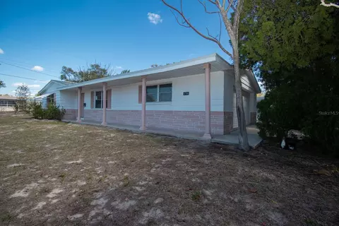 6730 Jackson St, New Port Richey, FL 34653