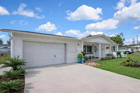 6 James Ct, Beverly Hills, FL 34465