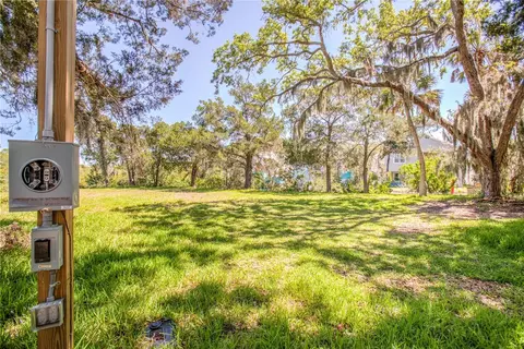 5274 Miller Bayou Dr, Port Richey, FL 34668