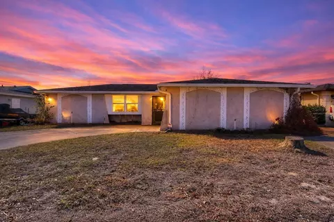 5606 Belleza Dr, Holiday, FL 34690