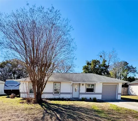 1215 Gatewood Ave, Spring Hill, FL 34608