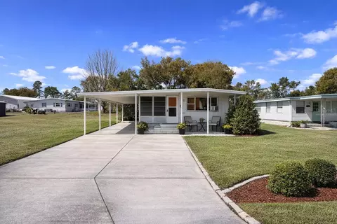 8095 Western Circle Dr, Brooksville, FL 34613