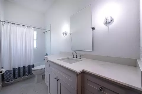 Bath - 1543 Parilla Cir, New Port Richey, FL 34655 photo 6 of 9