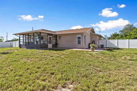 Exterior - 2353 Bishop Rd, Spring Hill, FL 34608 photo 6 of 12