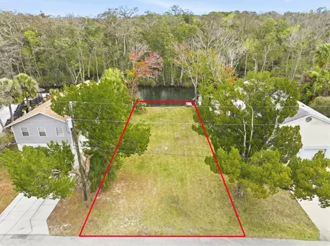 7304 Sunfish Cir, Weeki Wachee, FL 34607