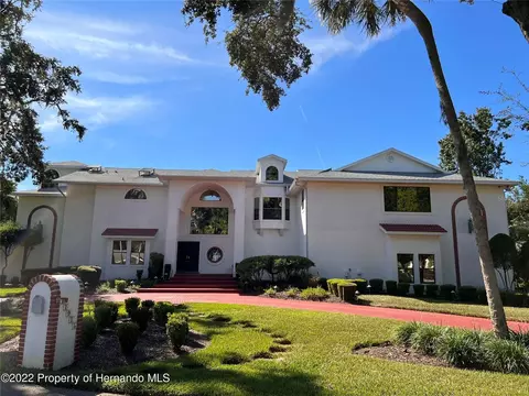 11915 W Riverhaven Dr, Homosassa, FL 34448