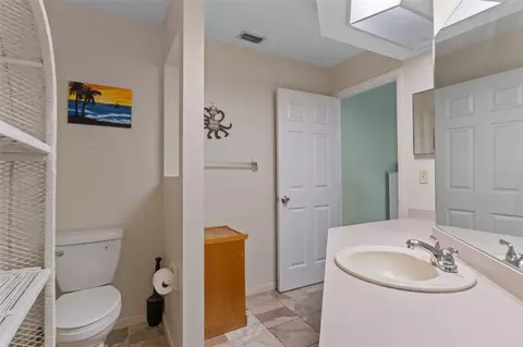 Bath - 6101 County Line Rd, Spring Hill, FL 34606 photo 2 of 4