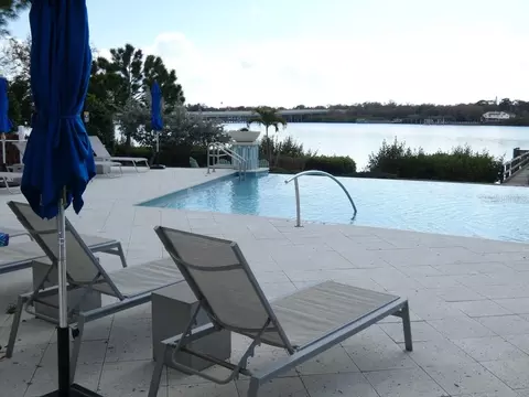 Exterior - 1505 Sunset Wind Loop, Oldsmar, FL 34677 photo 10 of 11