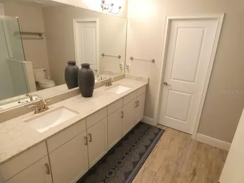 Bath - 1505 Sunset Wind Loop, Oldsmar, FL 34677 photo 1 of 4