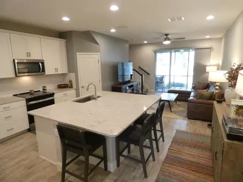Kitchen - 1505 Sunset Wind Loop, Oldsmar, FL 34677 photo 3 of 7