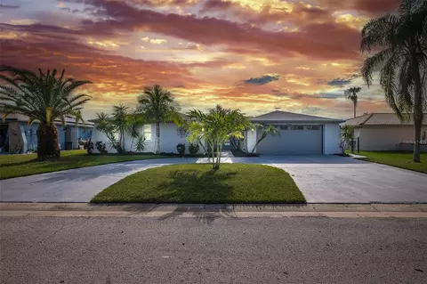 9816 San Mateo Way, Port Richey, FL 34668