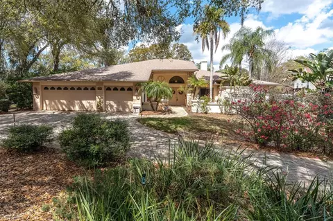 8823 Crescent Forest Blvd, New Port Richey, FL 34654