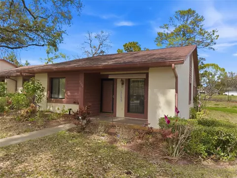 Exterior - 7535 Greystone Dr, Hudson, FL 34667 photo 2 of 10