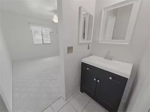 Bath - 7535 Greystone Dr, Hudson, FL 34667 photo 1 of 4