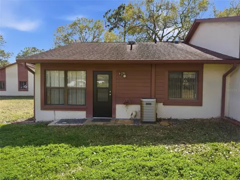 Exterior - 7535 Greystone Dr, Hudson, FL 34667 photo 4 of 10
