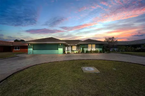 3355 Seaway Dr, New Port Richey, FL 34652