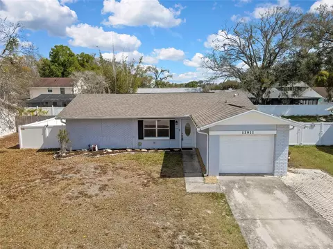 13911 Pathfinder Dr, Tampa, FL 33625