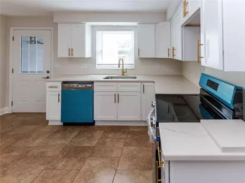 Kitchen - 7434 Mako Dr, Hudson, FL 34667 photo 3 of 3