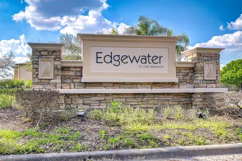 2609 Oleander Lakes Dr, Brandon, FL 33511