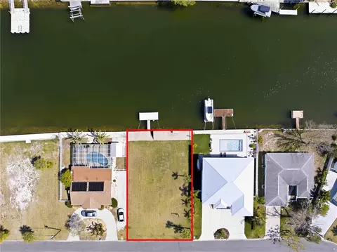 4530 Gulfstream Dr, Hernando Beach, FL 34607 photo 3