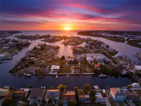 4530 Gulfstream Dr, Hernando Beach, FL 34607 photo 15
