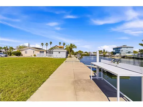 4530 Gulfstream Dr, Hernando Beach, FL 34607 photo 10