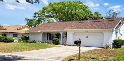 8210 Valley Stream Ln, Hudson, FL 34667