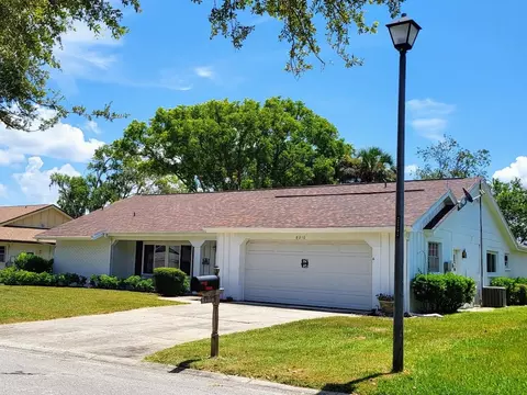 8210 Valley Stream Ln, Hudson, FL 34667