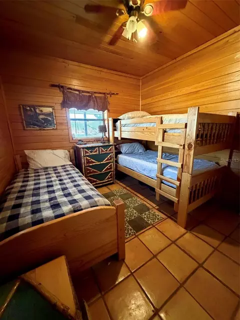 Bedroom - 1106 Fox Hunter Rd, Perry, FL 32348 photo 4 of 4