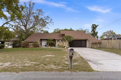 Exterior - 6231 Wayside Ct, Spring Hill, FL 34606 photo 2 of 5