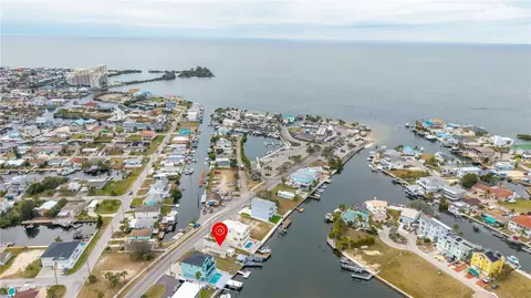 6501 Clark St, Hudson, FL 34667