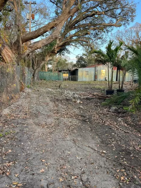 Dover Road, Dover, FL 33527