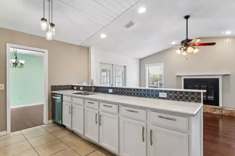 Kitchen - 375 E Liberty St, Hernando, FL 34442 photo 1 of 3