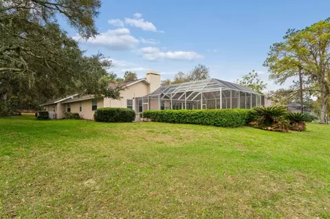Exterior - 375 E Liberty St, Hernando, FL 34442 photo 14 of 18