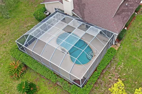 Exterior - 375 E Liberty St, Hernando, FL 34442 photo 16 of 18